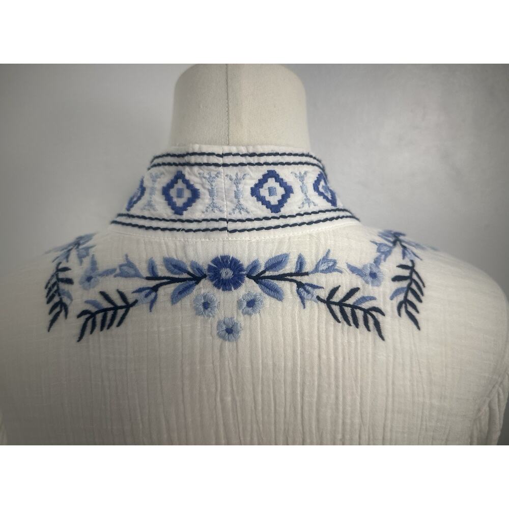 J JILL Gauzy White Open Front Cardigan Blue Embroidery S Floral  Boho Beachy - Picture 7 of 16